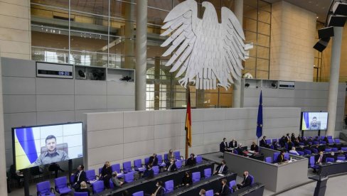 POLJSKA I RUMUNIJA OBARAĆE RUSKE DRONOVE?: Nemački poslanici podržavaju ideju da NATO uvede zabranu letova nad Ukrajinom