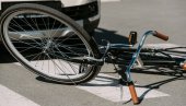 UMALO DA PLATI GLAVOM: Šesnaestogodišnji dečak, u po bela dana, oborio sa bicikla staricu i oteo joj torbu