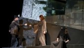 PREMIJERA „POD ISTIM KROVOM“: Nova predstava na scen Novosadskog pozorišta