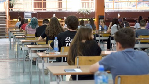 NAJVIŠE INTERESOVANJA ZA ELEKTROTEHNIKU, NAJMANJE ZA HIDROMETEOROLIGIJU: Koje škole upisuju srpski srednjoškolci