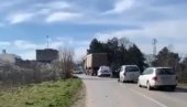 PRVI SNIMAK NESREĆE KOD BAČKOG PETROVCA: Na mostu poginuo motociklista (VIDEO)
