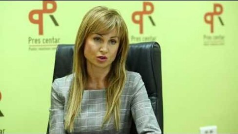 DATI DECI PASOŠE: iz Banke hrane upozoravaju - Mnogo mališana stranaca u Crnoj Gori bez zdravstvene zaštite