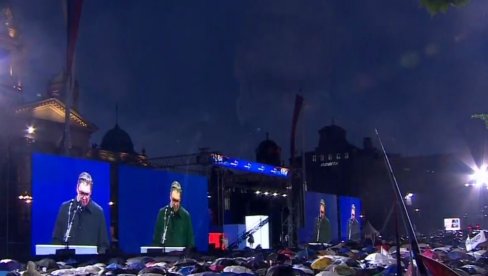 MINUT ĆUTANJA ZA ŽRTVE MASAKRA Predsednik Vučić odao počast stradalima na skupu Srbija nade (VIDEO)