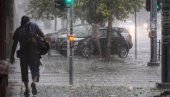 STIŽE VELIKO NEVREME, NAJAVLJEN I GRAD: Oluja će udariti ove delove Srbije