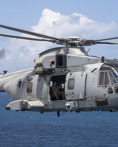 POGINULO 10 LJUDI: Sudarila se dva vojna helikoptera u Maleziji