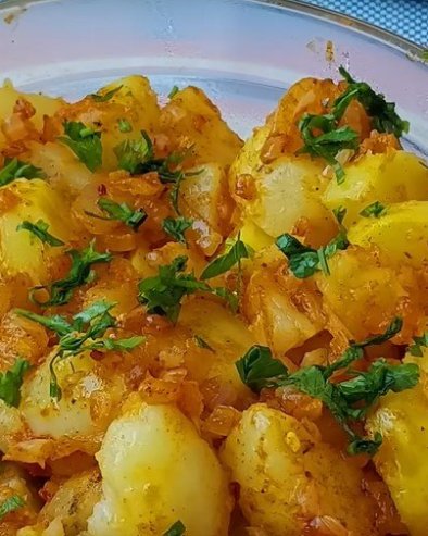 SAVRŠEN ZA VASKRŠNJI POST: Restovani krompir sa paprikom i začinima