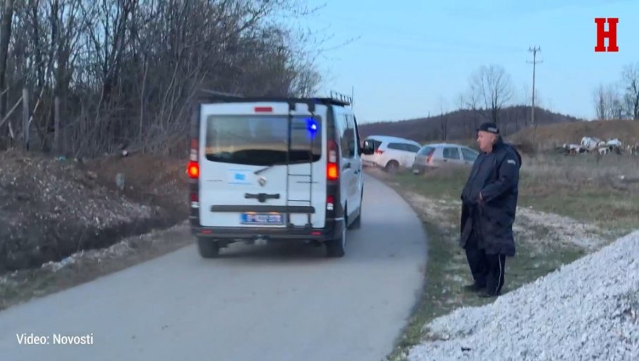 PROJURILA VOZILA POD ROTACIJOM: Ka kući gde je poslednji put viđena mala Danka Ilić stižu kola hitne vatrogasne službe (VIDEO)