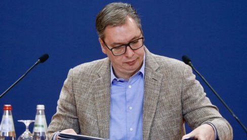 SPREMAJU REZOLUCIJU O GENOCIDU U SREBRENICI: Vučić - Sponzori su zamislite Nemačka i Ruanda