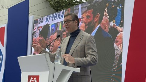 SMEH SE ORI LAZAREVCEM: Predsednik Vučić nasmejao građane (VIDEO)