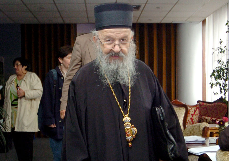 05-Vladika%20Artemije.jpg