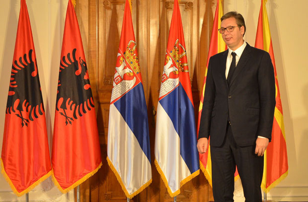 Шиптари ће ускоро без пасоша и икакве контроле моћи да вршљају по Србији