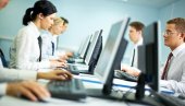 RAD OD KUĆE PRODUKTIVNIJI I BEZ STRESA: Nemačka studija pokazala da zaposlenima prija posao van kancelarije
