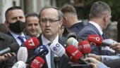 REAKCIJE ALBANACA: Hoti nemoćan u dijalogu naspram Vučića