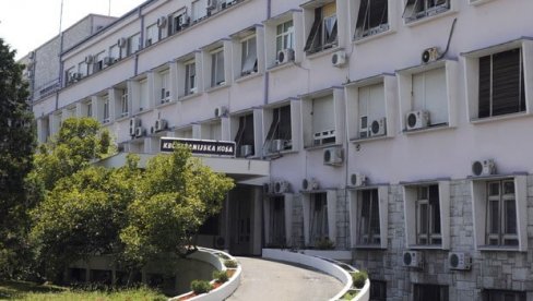 ZAPAMTITE IME MARIJA ZDRAVKOVIĆ! Direktorki KBC Bežanijska kosa majka UMRLA OD KORONE, sutradan nastavila da SPAŠAVA ŽIVOTE