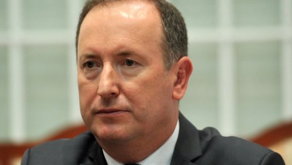 МАХМУТОВИЋ ПОТВРДИО: Докторка Лејла остаје на функцији инфектолога