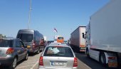 НАВАЛА НА ВАКЦИНАЦИЈУ: Више од 2.000 људи ушло из Северне Македоније у Србију