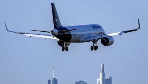 AVIONI SU KORONA BOMBE: Evo koliko putnika je zarazio samo jedan inficirani saputnik!