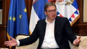 ВУЧИЋ НА ПИТАЊЕ СЛОВЕНАЧКОГ НОВИНАРА О САНКЦИЈАМА РУСИЈИ: А што не уведемо санкције Словенији?