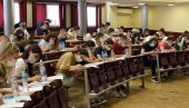 СИМБОЛ ТРАЈАЊА И БУДУЋНОСТИ:  Свечаност на Правном факултету у Крагујевцу