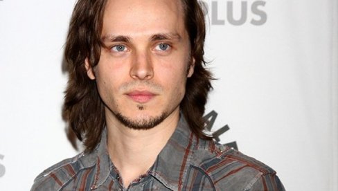 Ко је Џонатан Џексон, добитник 5 Еми награда, који је објавио прелепу песму о Косову и Метохији (ВИДЕО)