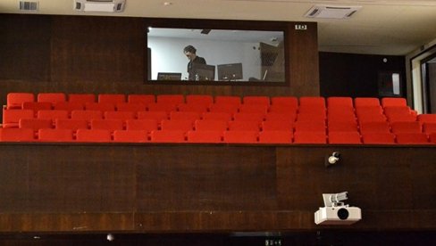 Vranje četvrt veka čeka na bioskop, otvaranje opet odloženo: 3D projektor „na pauzi” do gašenja kovida 19