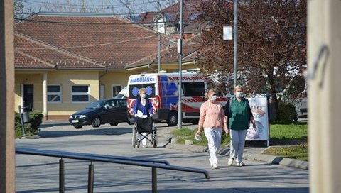 Не поправља се епидемиолошка ситуација у Расинском округу: Још девет оболелих, у КЦ Ниш преминуо пацијент из Бруса