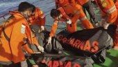 Преврнуо се брод, најмање двоје деце погинуло: Наставља се потрага за несталима