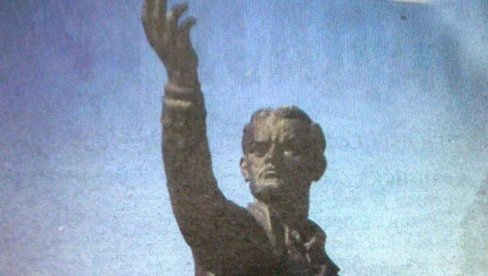 Kraj spomenika na mestu gde je poginuo Žikica Jovanović Španac: Umesto venaca, samo izgovori i jedna voštanica