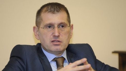 DIREKTOR POLICIJE: Očekujem da će nasilnik iz Novog Sada ubrzo biti uhapšen
