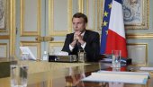 MAKRON TIHANOVSKOJ OBEĆAO POSREDOVANJE: Francuski predsednik razgovarao sa beloruskom disidentkinjom u Litvaniji