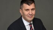 OSVETLJENJE U BOJAMA SRPSKE TROBOJKE: Ministar Zoran Đorđević najavio sređivanje spomen kosturnice na Vidu