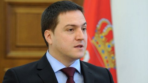 ШАЛТЕР ЗА СВЕ ПАПИРЕ: Министар Бранко Ружић у Ужицу отворио јединствено управно место