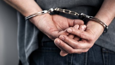 90 KG DROGE U KOLIMA SA NEMAČKIM TABLICAMA: Zaplena u blizini Podujeva, uhapšena osoba