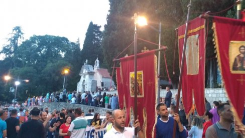 НЕМА ДИЈАЛОГА, ОПЕТ ЛИТИЈЕ: Истекао рок који је црква дала црногорском режиму за почетак разговора