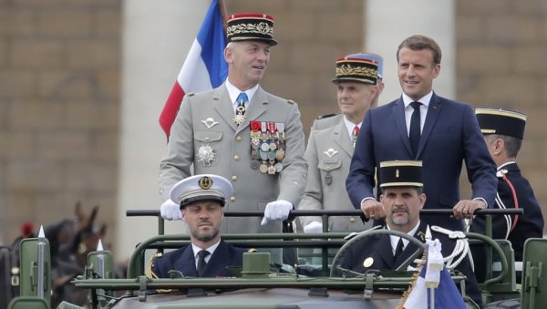 ПОЧАСТ ЗА МЕДИЦИНАРЕ: Скромна церемонија поводом Дана Француске Републике