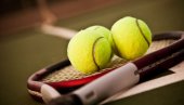ТЕНИСКО ЧУДО: Девојчица (13) победила 54. тенисерку планете