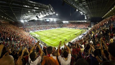 ПУБЛИКА МОЖЕ НА СТАДИОН, АЛИ: Аустријанци имају један услов за играње фудбала пред навијачима