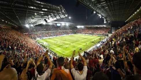 ПУБЛИКА МОЖЕ НА СТАДИОН, АЛИ: Аустријанци имају један услов за играње фудбала пред навијачима