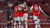 LIVERPUL GREŠIO I POKLANJAO: Arsenal iskoristio prilike i srušio šampiona