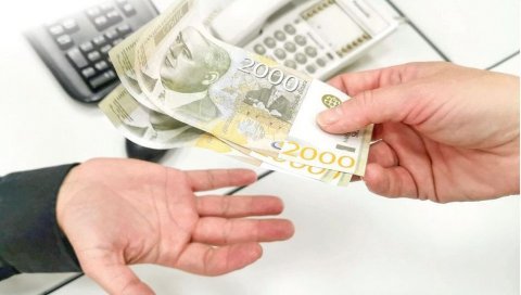 УСКОРО ИСПЛАТА НОВЕ ДРЖАВНЕ ПОМОЋИ: За седам дана почиње пријављивање за 100 евра
