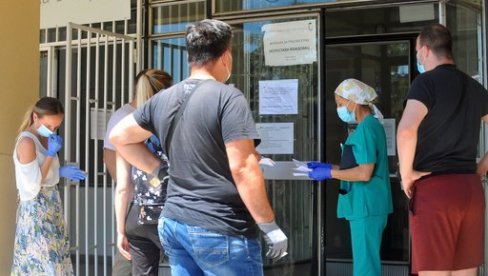 NEDOVOLJNO VAKCINISANIH ČETVRTOM DOZOM Doktor Bekić: Kolektivni imunitet slabi