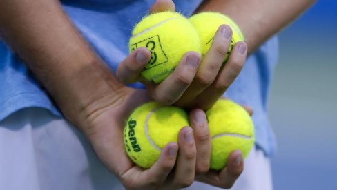 VELIKO IZNENAĐENJE U ŠANGAJU: Ispao treći teniser sveta