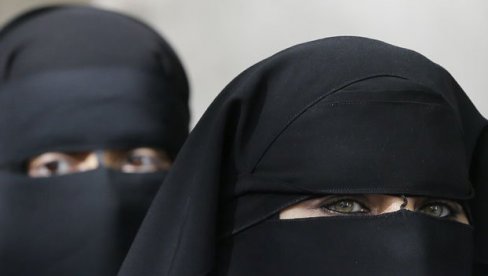 ISPOVEST AVGANISTANKI: Burka je najmanji problem, tretiraju nas kao životinje