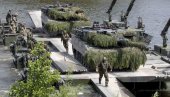 НЕМАЧКА МИНИСТАРКА ЗВЕЦКА ОРУЖЈЕМ: Позвала НАТО да запрети Русији војском