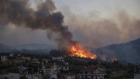 СТРАШАН ПОЖАР У ГРЧКОЈ: Власти евакуишу грађане око Атине