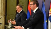 SASTANAK U VILI MIR: Predsednik Vučić sa Miloradom Dodikom