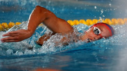 АЊА ЦРЕВАР СЕДМА У ЕВРОПИ: Наша најбоља пливачица није успела да се домогне медаље у финалу на 400 метара мешовито