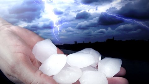ХРВАТСКА У СТРАХУ: Метеоролози упозоравају да стиже ОПАСНО невреме, јаче него јуче