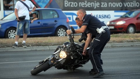 ЗА ШЕСТ САТИ 61 ПРИЈАВА: Поражавајући резултати контроле мотоциклиста – возе и пијани, под дејством дроге, неовлашћено користе блинкере