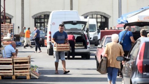 ZELENA SALATA NAJTRAŽENIJA: Promet krompira na Veletržnici Beograd dupliran